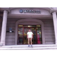 张明明-入职工资2000